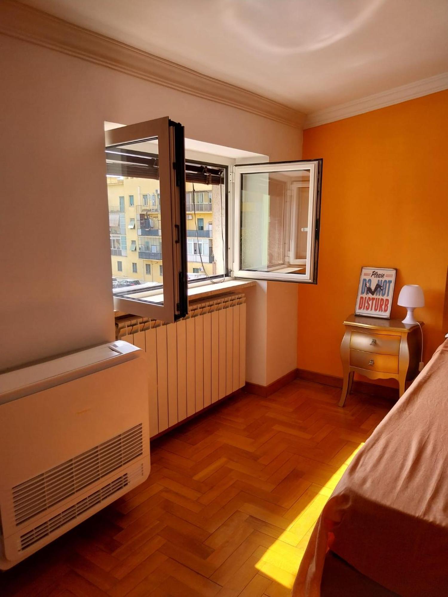 Testoni Lt * Roma